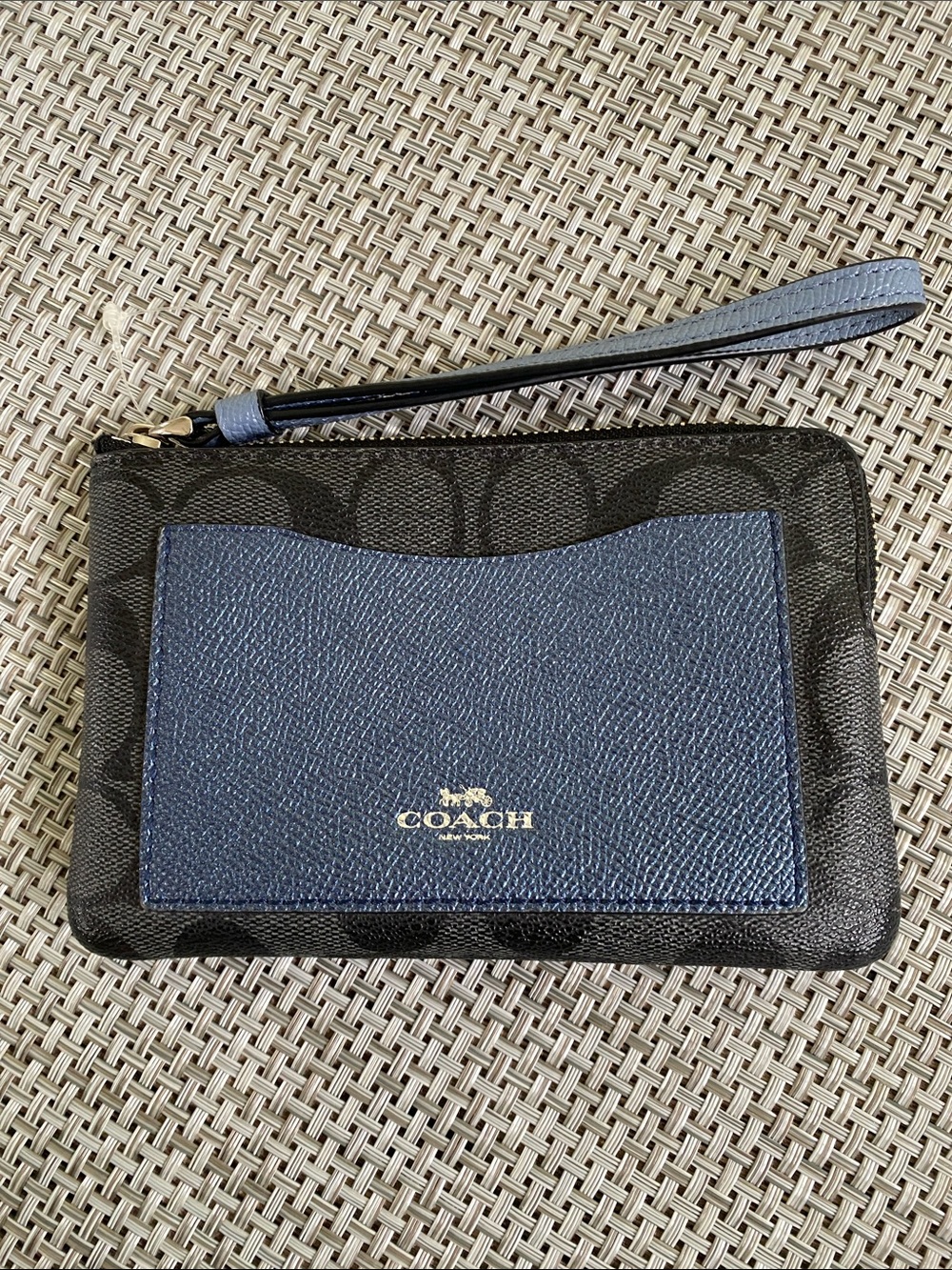 Coach Wristlet Black and Metallic Navy Card Holder Wallet Corner Zip